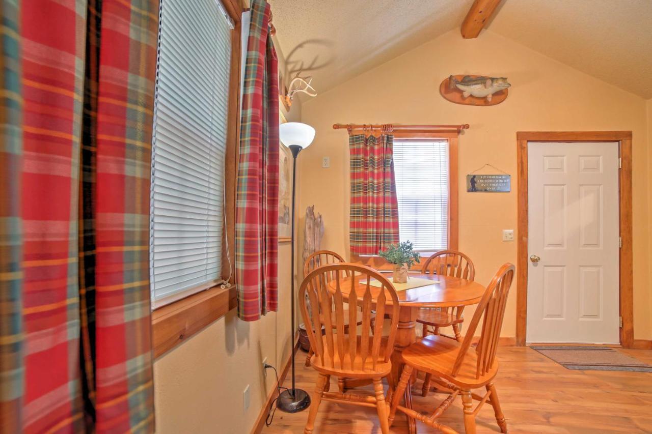 Branson Cabin With Deck Near Table Rock Lake! Exterior photo