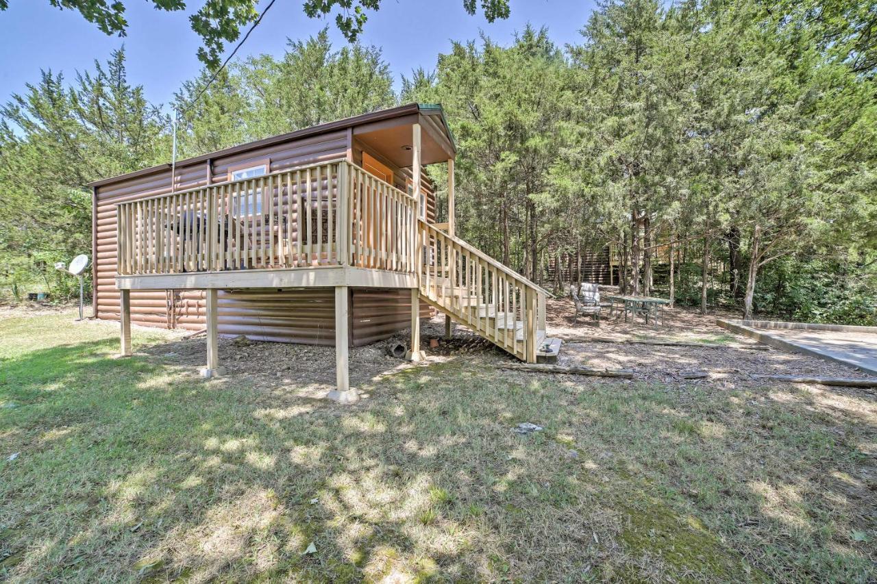Branson Cabin With Deck Near Table Rock Lake! Exterior photo